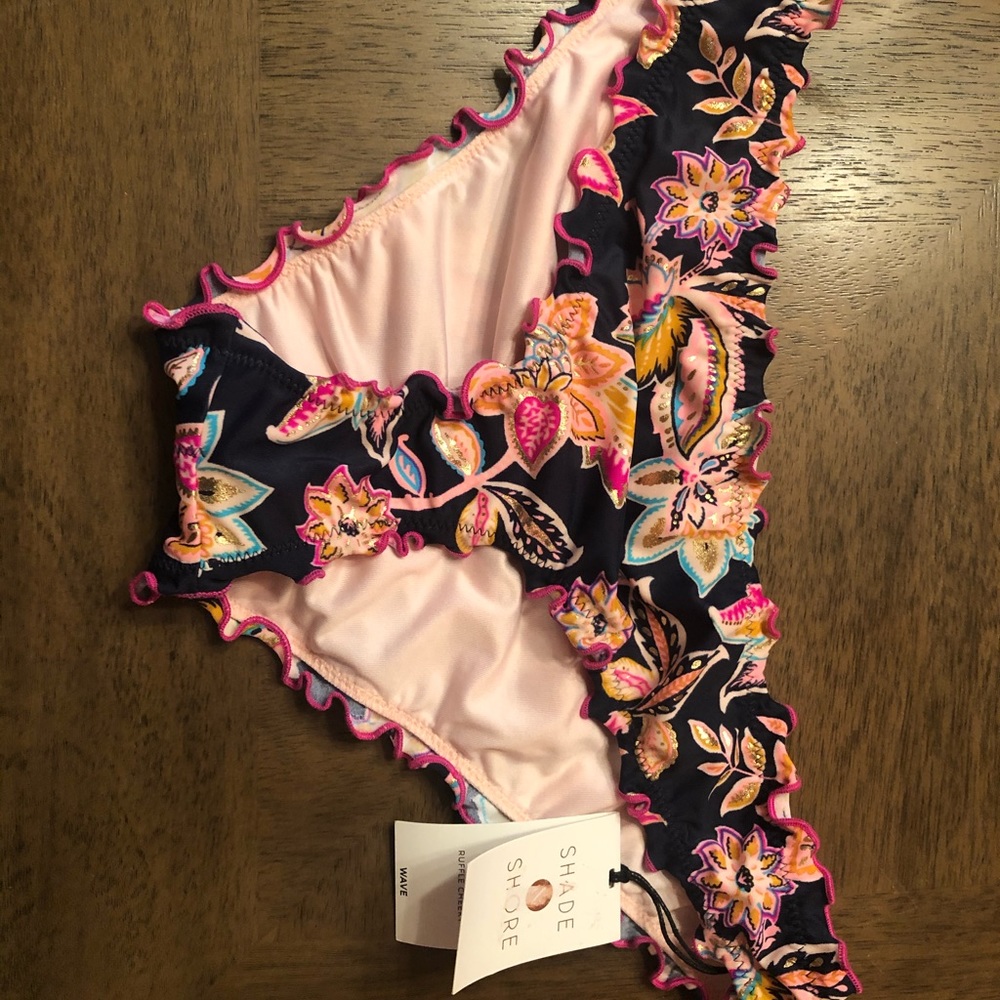 Brand new bikini bottoms